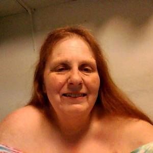 Meet your Posher, Dee